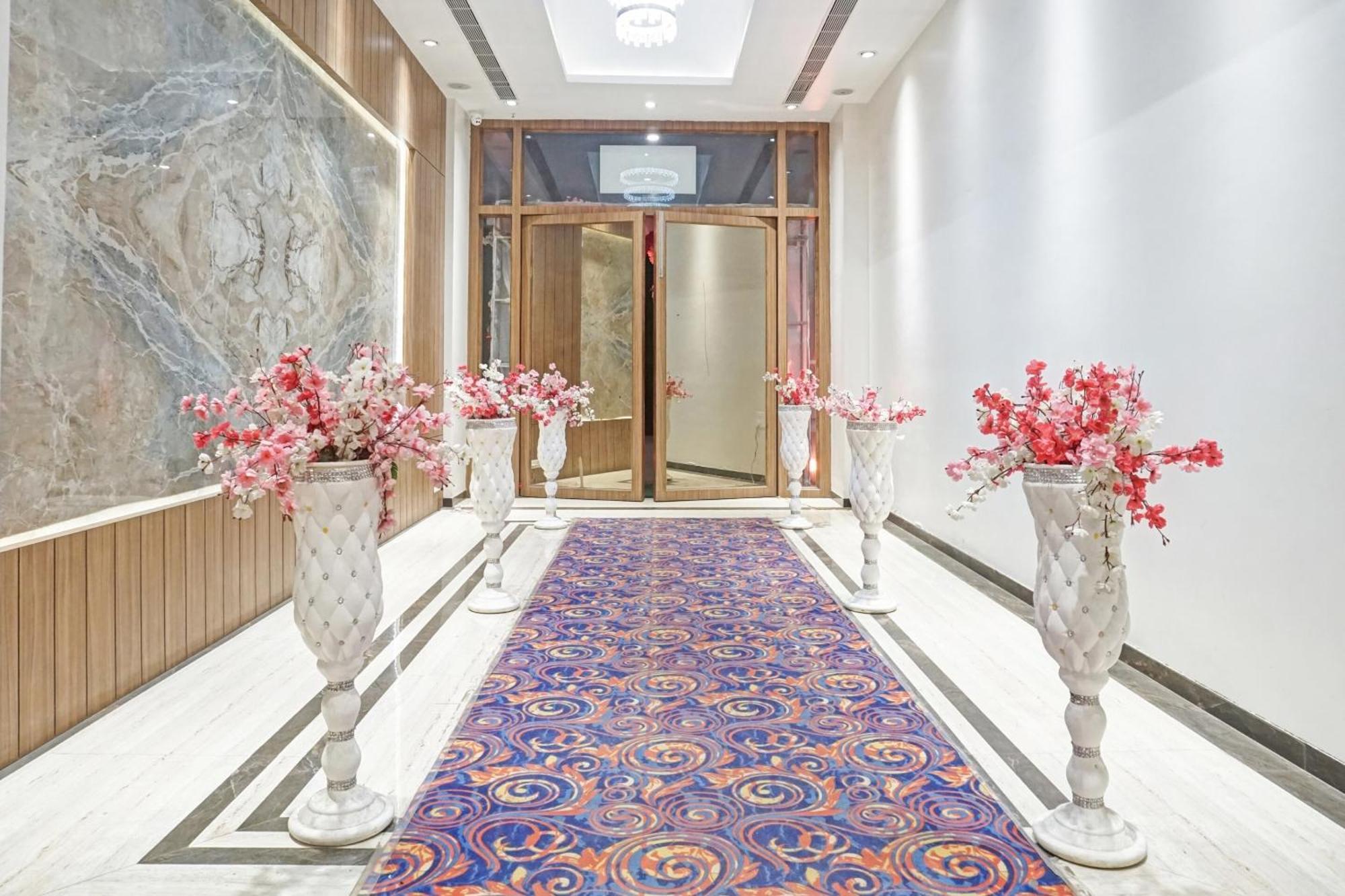 Townhouse Somani Tc Hotel Meribel Village Exterior photo